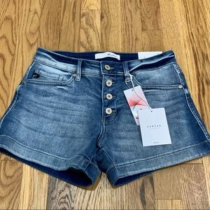 NWT KANCAN BUTTON FLY SHORTS IN SIZE LARGE